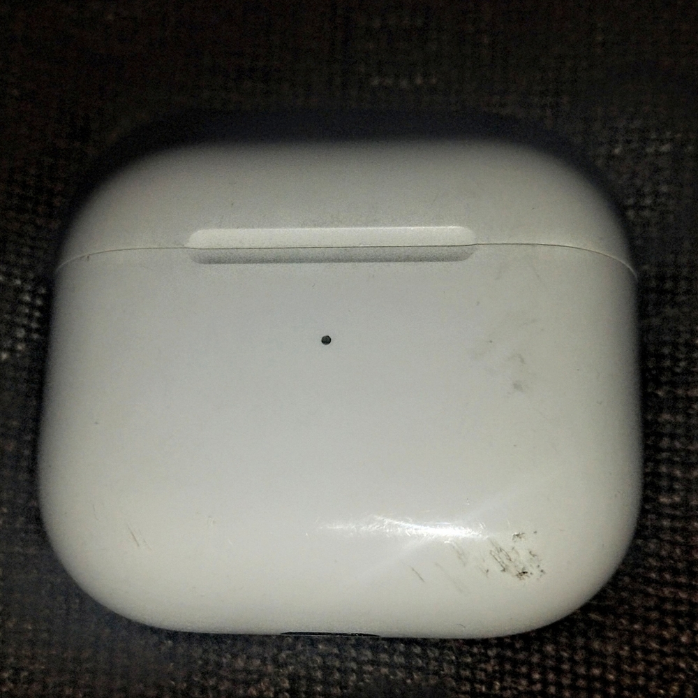 "Apple" Airpods Charging Case